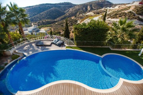 5 bedrooms Villa in Limassol, Cyprus No. 51814 13