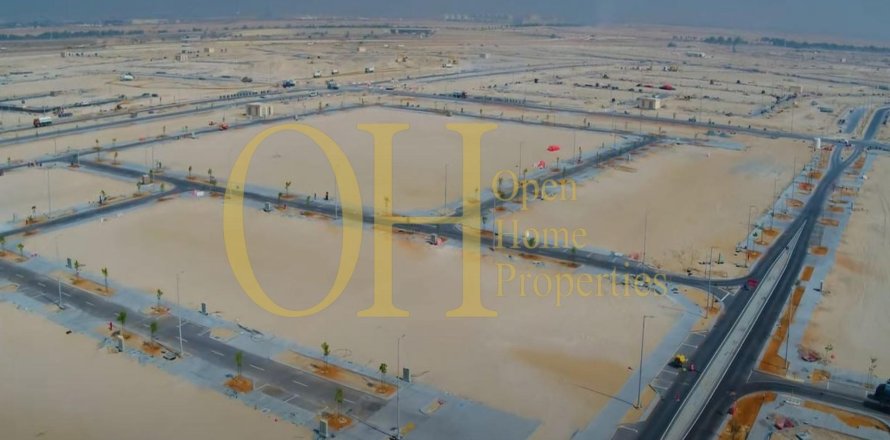 749.7m² Land in Al Shamkha, UAE No. 8734