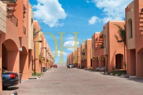 3 bedrooms Townhouse in Hydra Village, UAE No. 8733 1