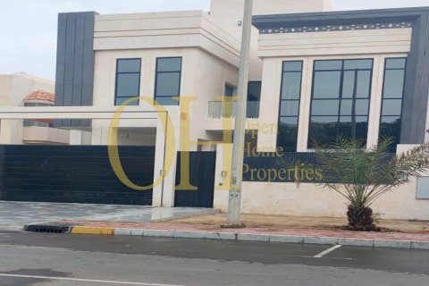 6 dormitorios Villa en Al Mushrif, UAE No. 8732 5