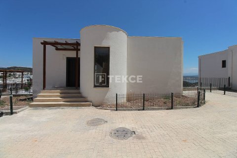 3+1 Villa in Milas, Turkey No. 12990 8