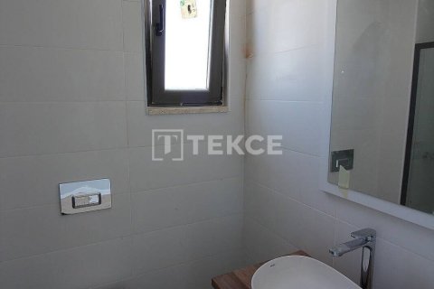 3+1 Villa à Milas, Turkey No. 12990 26