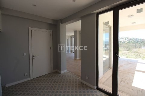 3+1 Villa in Milas, Turkey No. 12990 16