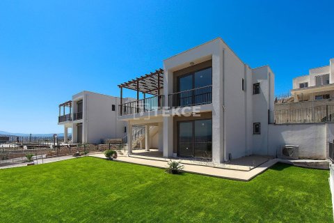 3+1 Villa en Milas, Turkey No. 12990 1