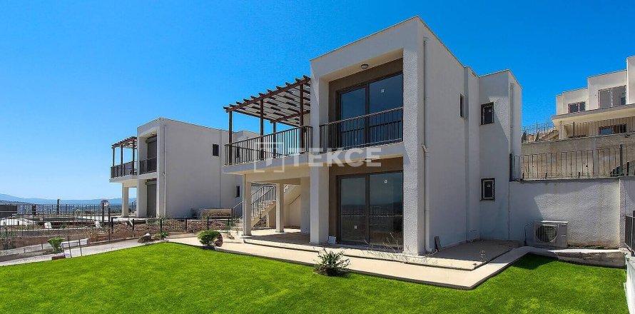 3+1 Villa in Milas, Turkey No. 12990