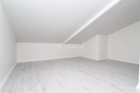 5+1 Villa in Bursa, Turkey No. 12991 24