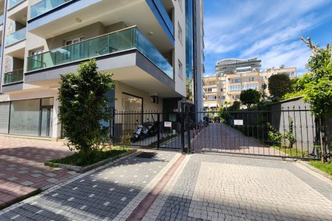 3+1 Apartment in Mahmutlar, Turkey No. 14248 8