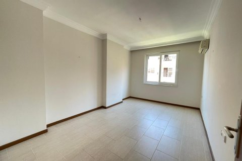 2+1 Apartment in Mahmutlar, Turkey No. 14247 20