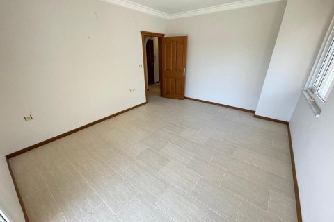 2+1 Apartment in Mahmutlar, Turkey No. 14247 16