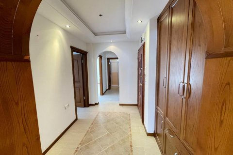 2+1 Apartment in Mahmutlar, Turkey No. 14247 17