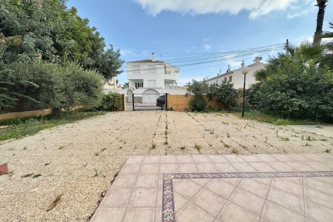 6 bedrooms Villa in Torrevieja, Spain No. 26315 23