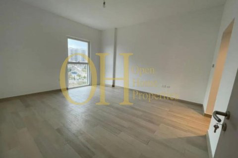 3 dormitorios Apartment en  Yas Island, UAE No. 8430 4