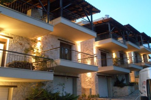 760m² Hotel en Polygyros, Greece No. 58388 1