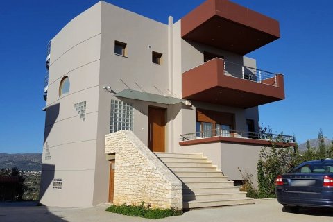 3 bedrooms House in Heraklion, Greece No. 58393 1