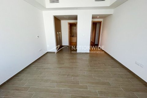 3 dormitorios Apartment en  Yas Island, UAE No. 3836 8