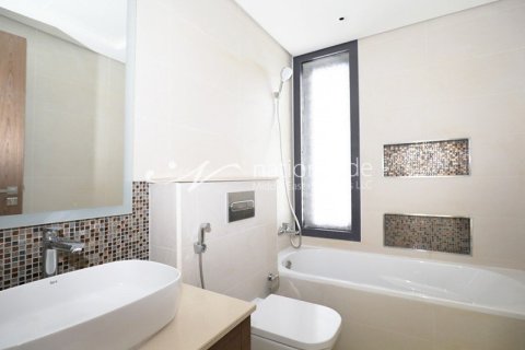 4 dormitorios Villa en  Yas Island, UAE No. 3833 5