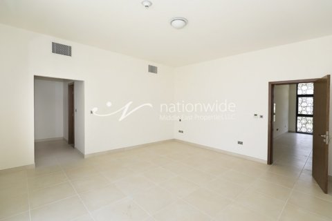 4 dormitorios Villa en  Yas Island, UAE No. 3833 4