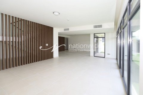 4 dormitorios Villa en  Yas Island, UAE No. 3833 15