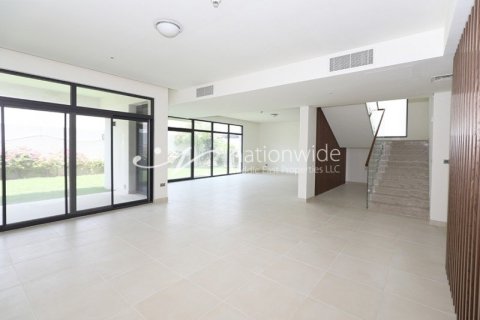 4 dormitorios Villa en  Yas Island, UAE No. 3833 16