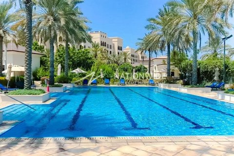 4 dormitorios Apartment en  Saadiyat Island, UAE No. 3832 4