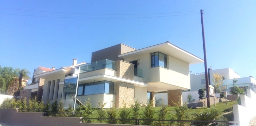 3 dormitorios Villa en Limassol, Cyprus No. 50105