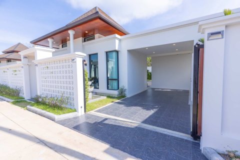 2 bedrooms Villa in Chalong, Thailand No. 1186 9