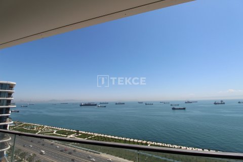 4+1 Apartment in Istanbul, Turkey No. 20761 15