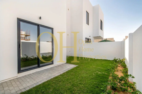 2 bedrooms Townhouse in Al Ghadeer 2, UAE No. 44213 1