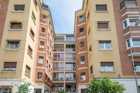 3 chambres Appartement à Madrid, Spain No. 27667 12