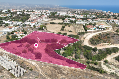 11372m² Land à Pissouri, Cyprus No. 36052 1