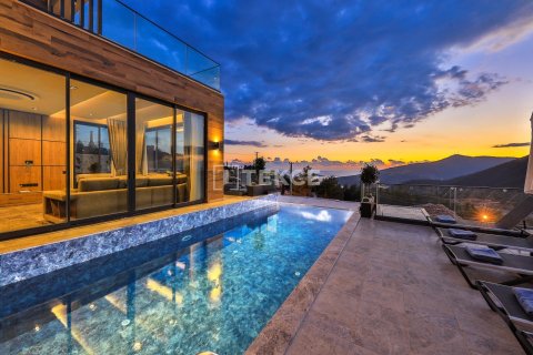 5+1 Villa in Kas, Turkey No. 12372 18