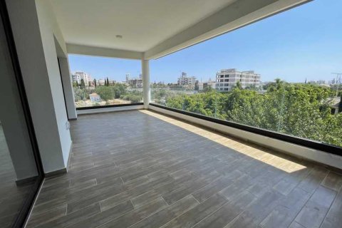 3 bedrooms Apartment in Germasogeia, Cyprus No. 33463 7