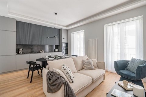 2 bedrooms Apartment in Madrid, Spain No. 27634 1