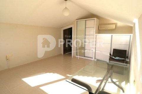 5 rooms Apartment in Alanya, Turkey No. 13473 13