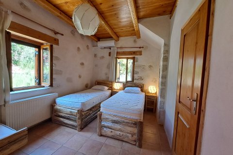 2 bedrooms Villa in Chania, Greece No. 24000 21