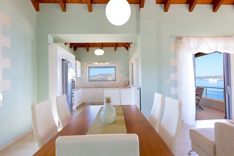 4 bedrooms Villa in Chania, Greece No. 23994 13