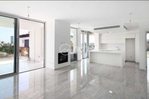 3 bedrooms Apartment in Limassol, Cyprus No. 76290 4