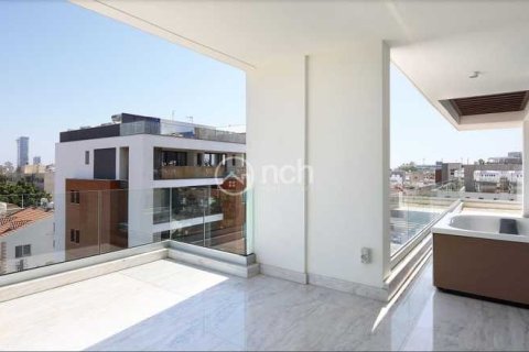 3 bedrooms Apartment in Limassol, Cyprus No. 76290 6