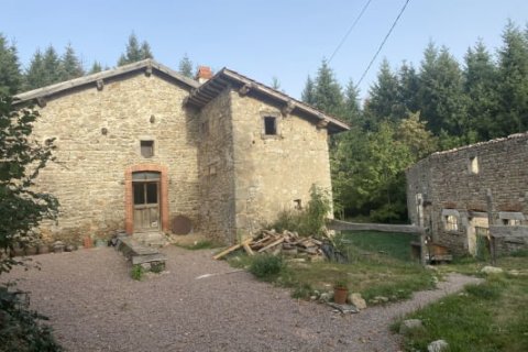 4 chambres House à Viscomtat, France No. 69423 1