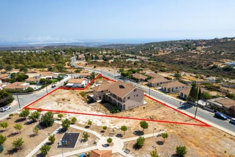 624m² Commercial property in Limassol, Cyprus No. 53088 4