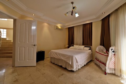 6 rooms Villa à Mahmutlar, Turkey No. 20948 17