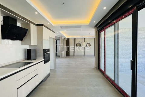 4+1 Villa in Kemer, Turkey No. 20731 13