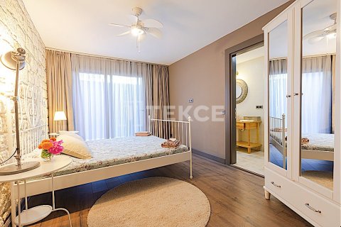 7+2 Villa en Cesme, Turkey No. 75790 5