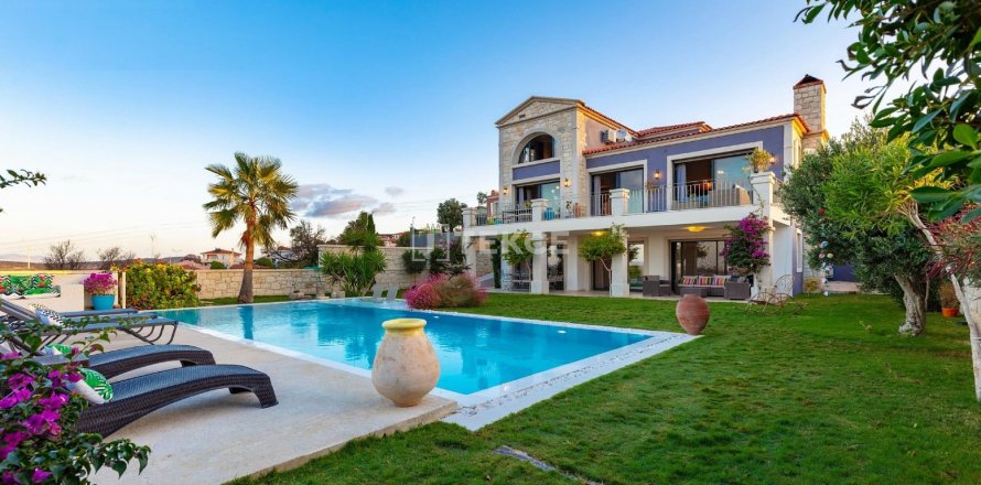 7+2 Villa en Cesme, Turkey No. 75790