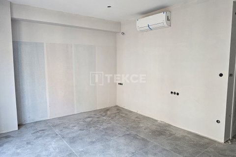 1+1 Apartment in Istanbul, Turkey No. 75765 13