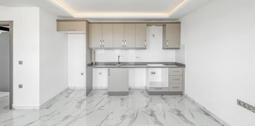 0+4 Apartment in Mahmutlar, Turkey No. 22064