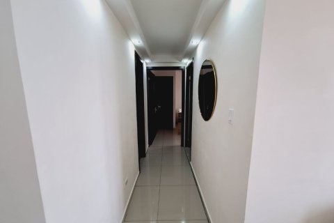 2 dormitorios Apartment en Panamá, Panama No. 70617 14