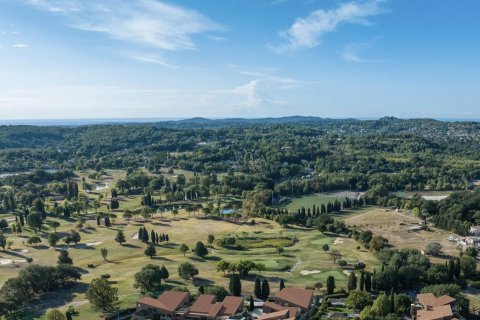 3 bedrooms Apartment in Chateauneuf-Grasse, France No. 69352 7