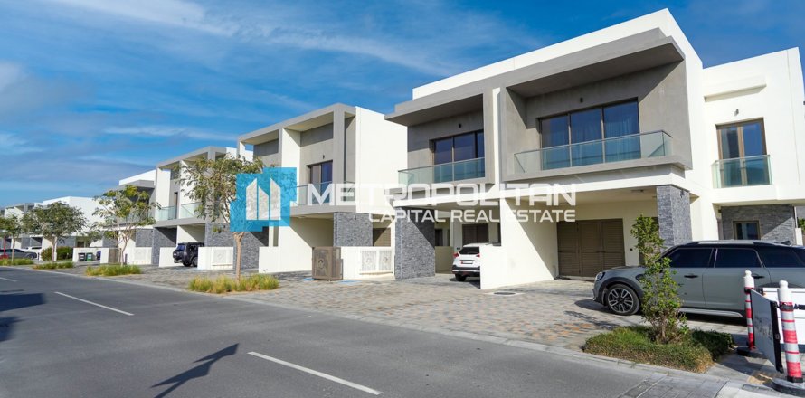 2 dormitorios Townhouse en  Yas Island, UAE No. 6913