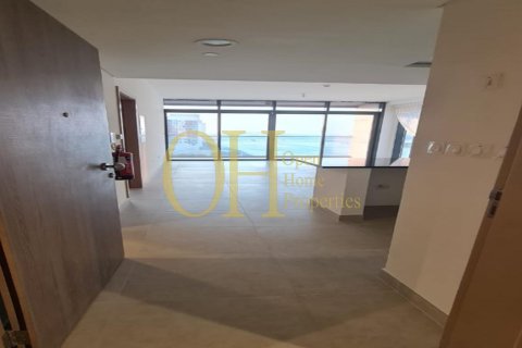 1 bedroom Apartment on the Saadiyat Island, UAE No. 44236 5